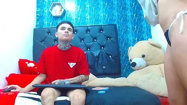 exotic hot couple online show from 01-31-25, 01:22