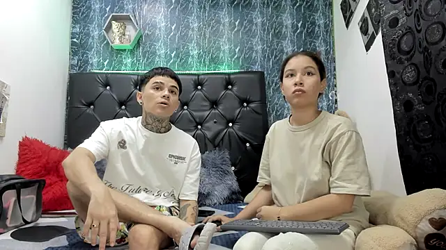 exotic hot couple online show from 11-13-25, 03:21