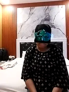 hornycoupleJandS online show from 04-17-26, 05:54