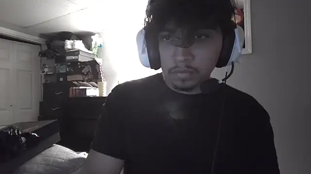 Snapshot of meximaloo1 chatting on 10-20-25, 11:38 meximaloo1 online show from 10-20-25, 11:38