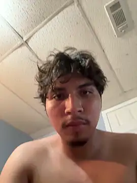 Snapshot of meximaloo1 chatting on 09-22-25, 04:51 meximaloo1 online show from 09-22-25, 04:51