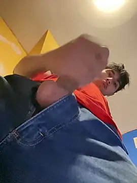 Snapshot of meximaloo1 chatting on 01-03-25, 04:00 meximaloo1 online show from 01-03-25, 04:00