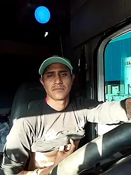 Snapshot of NewBe9D9 chatting on 02-26-25, 11:30 NewBe9D9 online show from 02-26-25, 11:30