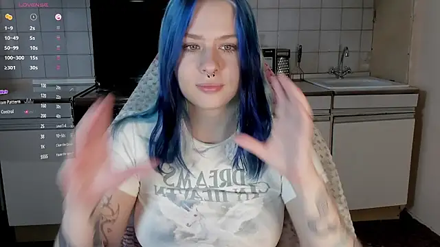 Snapshot of tender_kiitty chatting on 09-14-25, 02:50 tender kiitty online show from 09-14-25, 02:50