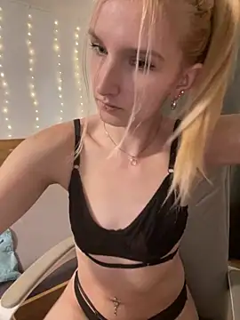 AnnyBelleX online show from 11-02-25, 12:54