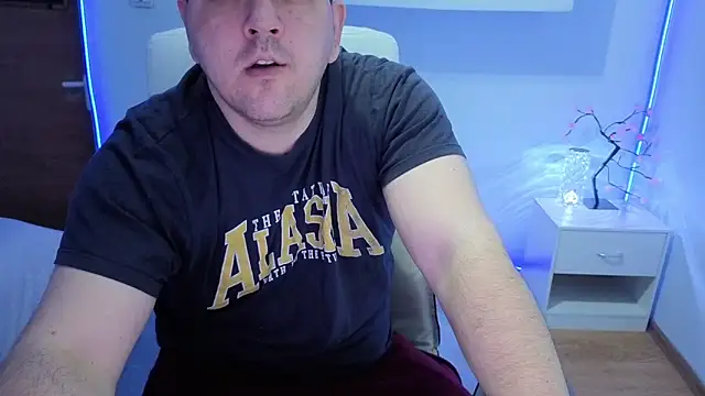 Snapshot of JasonJacks chatting on 04-16-26, 02:56 JasonJacks online show from 04-16-26, 02:56