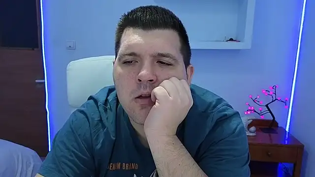 Snapshot of JasonJacks chatting on 09-29-25, 03:35 JasonJacks online show from 09-29-25, 03:35