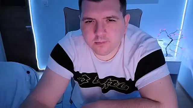 Snapshot of JasonJacks chatting on 03-23-26, 02:44 JasonJacks online show from 03-23-26, 02:44