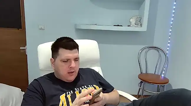 Snapshot of JasonJacks chatting on 03-20-25, 03:36 JasonJacks online show from 03-20-25, 03:36