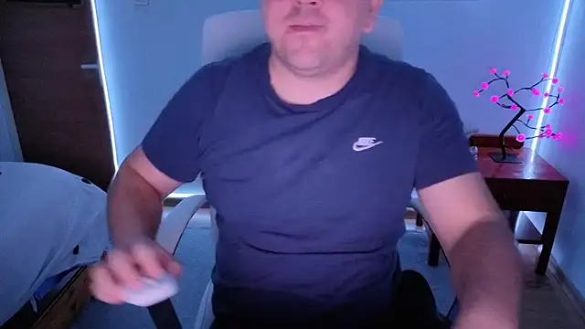 Snapshot of JasonJacks chatting on 10-12-25, 03:41 JasonJacks online show from 10-12-25, 03:41