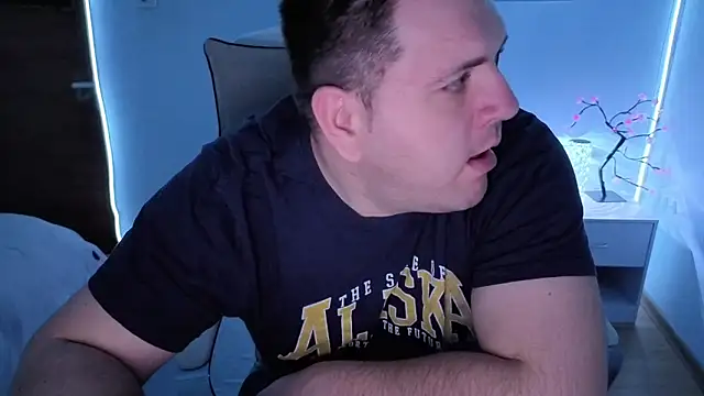 Snapshot of JasonJacks chatting on 03-26-26, 04:22 JasonJacks online show from 03-26-26, 04:22