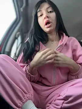 JulliaVegas online show from 02-05-26, 02:51