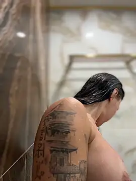 Snapshot of JulliaVegas chatting on 04-01-26, 02:02 JulliaVegas online show from 04-01-26, 02:02