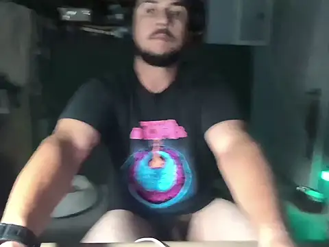 Snapshot of Bigsakzak chatting on 10-19-25, 02:36 Bigsakzak online show from 10-19-25, 02:36