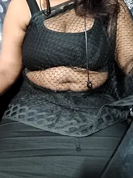 Snapshot of Tamilsathya2024 chatting on 12-17-25, 03:55 Tamilsathya2024 online show from 12-17-25, 03:55