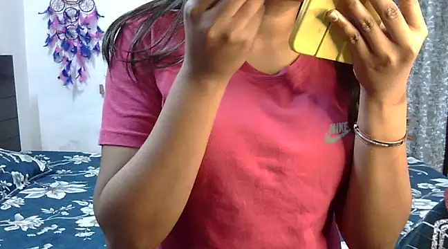 hot  surbhi online show from 03-09-25, 12:20