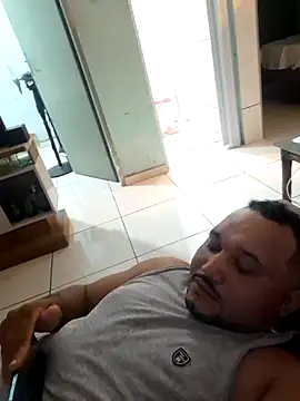 Snapshot of alexjs84 chatting on 12-16-24, 11:07 alexjs84 online show from 12-16-24, 11:07