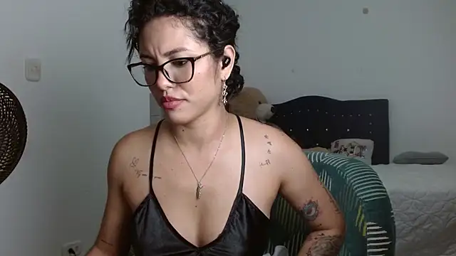 Sexy Lia  online show from 02-06-26, 02:18