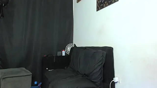 Snapshot of vincent_carusso94 chatting on 07-04-26, 03:49 vincent carusso94 online show from 07-04-26, 03:49