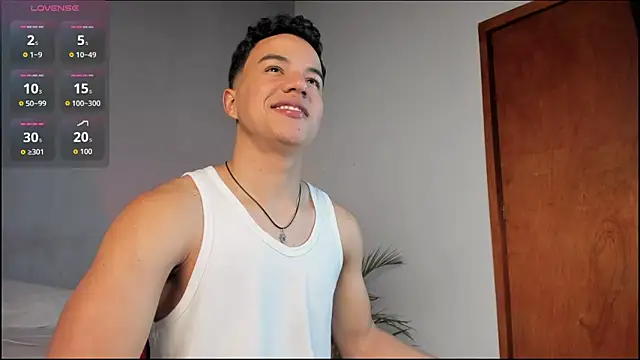 Snapshot of lucas_wellx chatting on 02-04-26, 04:51 lucas wellx online show from 02-04-26, 04:51