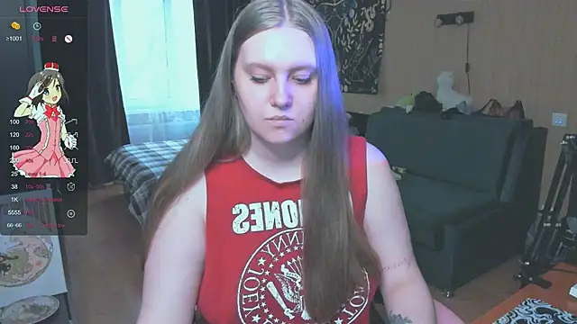 Alice Dreamgirl  online show from 10-29-25, 12:15