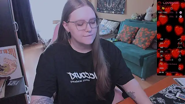 Alice Dreamgirl  online show from 04-07-26, 10:06