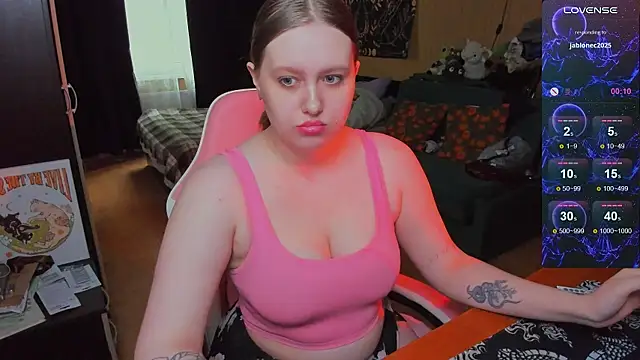 Alice Dreamgirl  online show from 05-31-26, 10:43