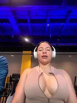 johanafox  online show from 01-15-26, 07:17