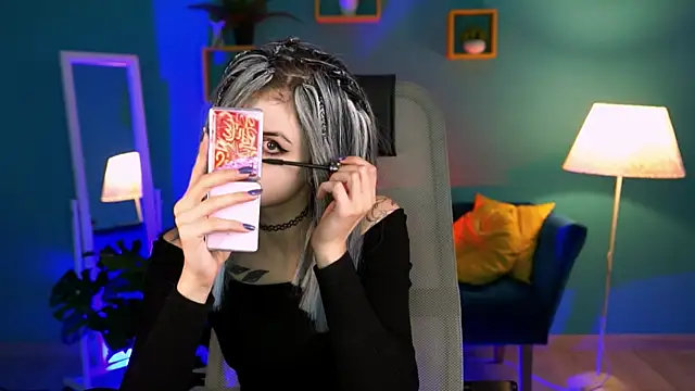 Snapshot of JadeCastle_ chatting on 11-11-25, 03:56 JadeCastle online show from 11-11-25, 03:56