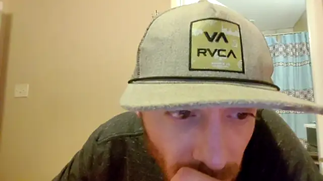 Huntzg23 online show from 12-15-25, 01:33