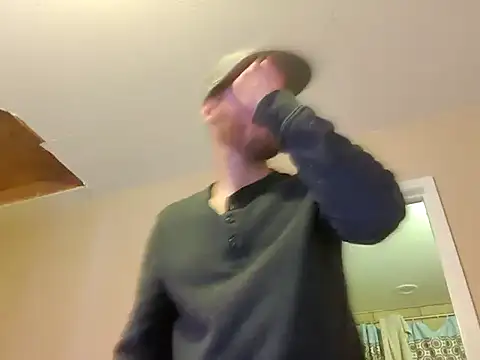 Huntzg23 online show from 11-23-25, 09:19