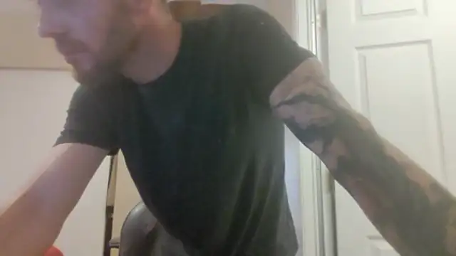 Huntzg23 online show from 06-06-26, 02:39
