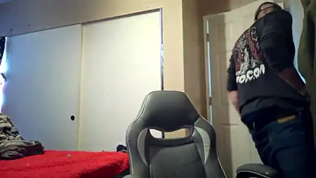 Huntzg23 online show from 03-08-26, 10:46