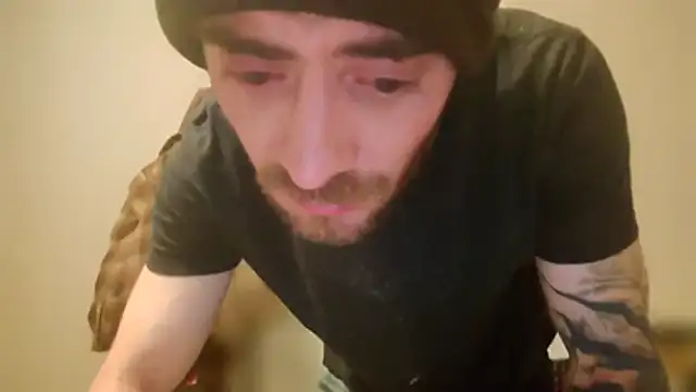 Huntzg23 online show from 01-10-26, 08:09