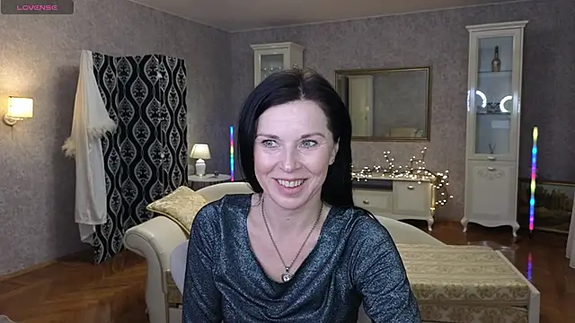 LinaJoy online show from 01-14-26, 08:23