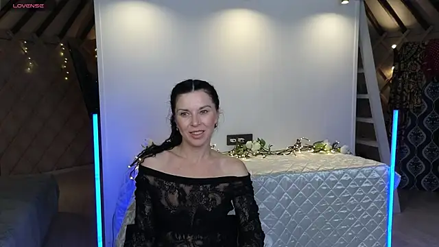 Snapshot of LinaJoy chatting on 06-01-26, 09:14 LinaJoy online show from 06-01-26, 09:14