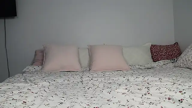 Anna Mary Rose online show from 11-27-25, 03:51