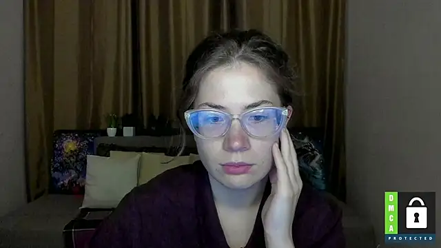 Alicia redfollow online show from 10-04-25, 05:03