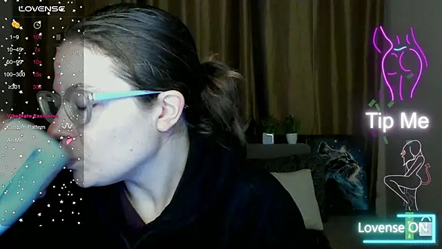 Alicia redfollow online show from 10-24-25, 05:06