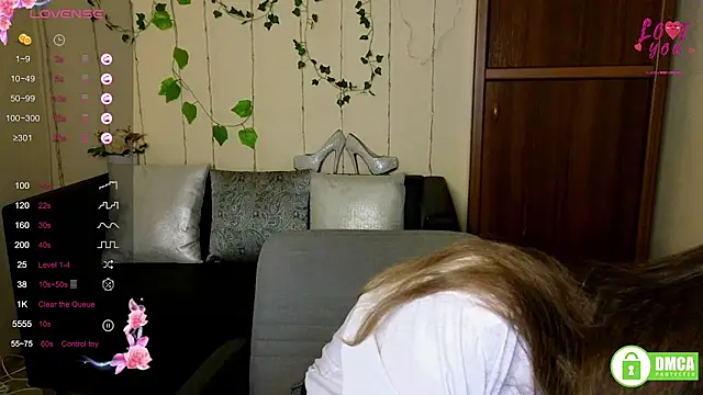 Alicia redfollow online show from 09-21-25, 05:29