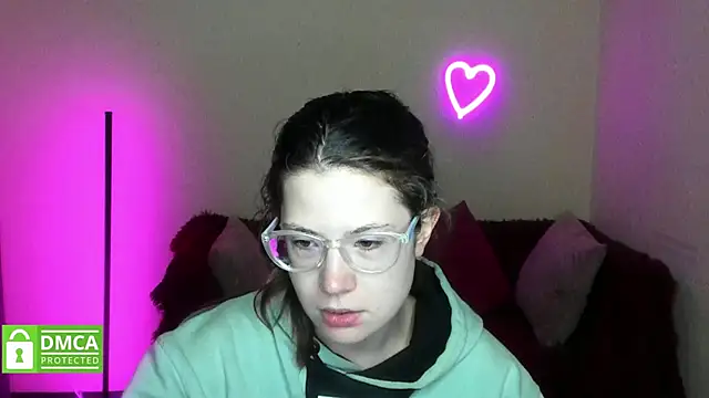 Alicia redfollow online show from 10-28-25, 12:15