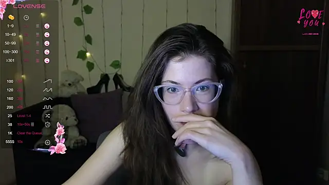 Alicia redfollow online show from 03-16-25, 09:38