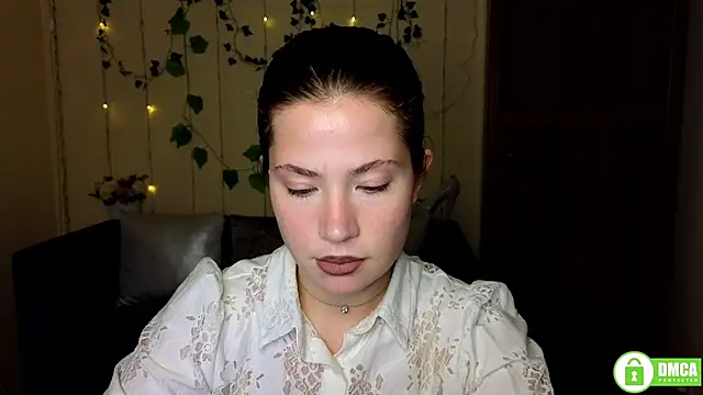 Alicia redfollow online show from 11-24-25, 12:27
