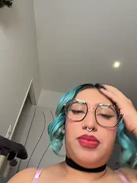 Snapshot of Bulmasexy chatting on 01-08-26, 10:27 Bulmasexy online show from 01-08-26, 10:27