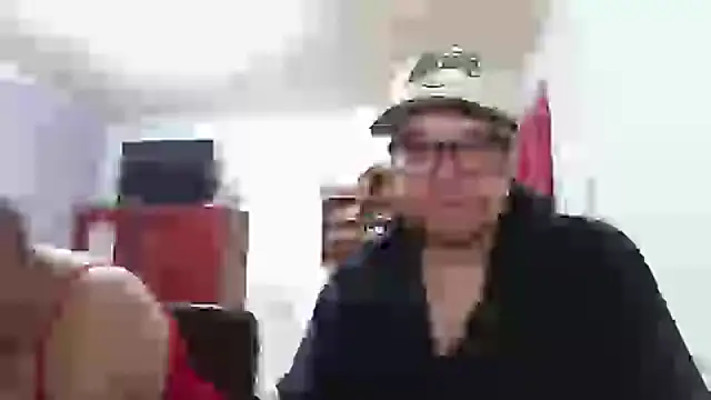 Snapshot of pecadodulce123 chatting on 02-03-25, 04:14 pecadodulce123 online show from 02-03-25, 04:14