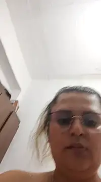 Snapshot of Miss_balloonsmila chatting on 01-12-25, 03:07 Miss balloonsmila online show from 01-12-25, 03:07