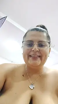 Snapshot of Miss_balloonsmila chatting on 03-01-25, 01:00 Miss balloonsmila online show from 03-01-25, 01:00