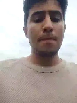 Snapshot of GamerQuinn chatting on 02-11-25, 01:30 GamerQuinn online show from 02-11-25, 01:30