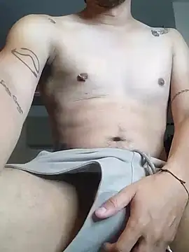 Snapshot of GamerQuinn chatting on 01-16-25, 12:31 GamerQuinn online show from 01-16-25, 12:31