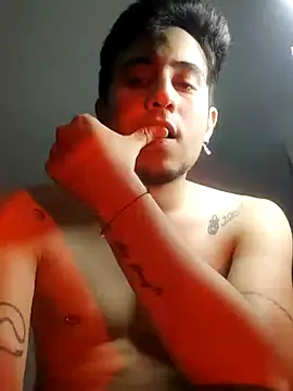 Snapshot of GamerQuinn chatting on 12-26-24, 12:46 GamerQuinn online show from 12-26-24, 12:46